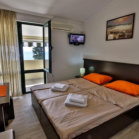 Hotel Adriana Bar Zewnętrze zdjęcie